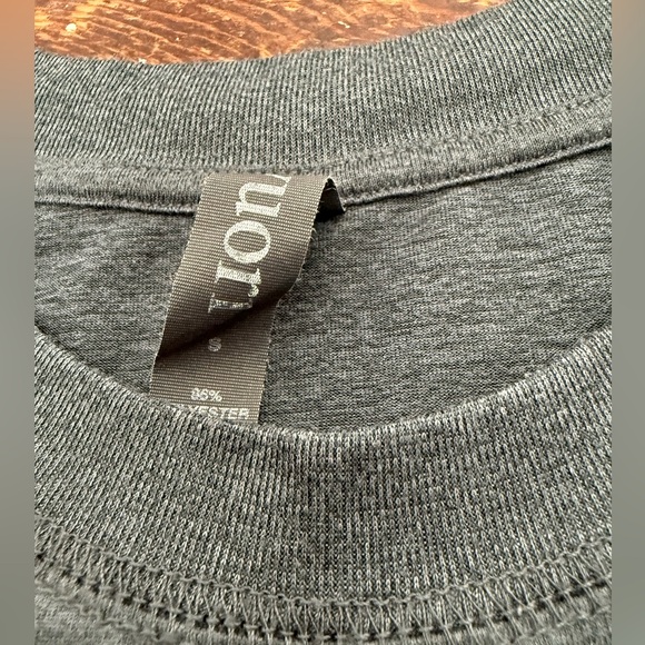 Vuori Tank Top - Picture 2 of 3